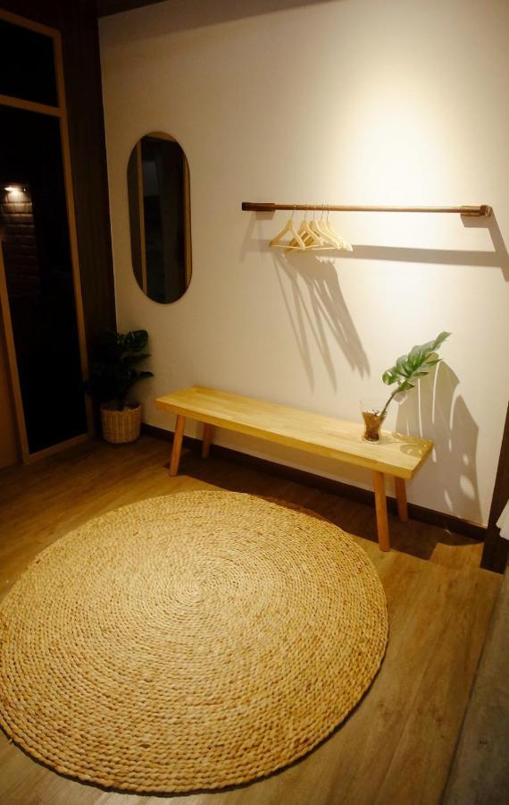 Krung Boutique Hotel Банкок Екстериор снимка