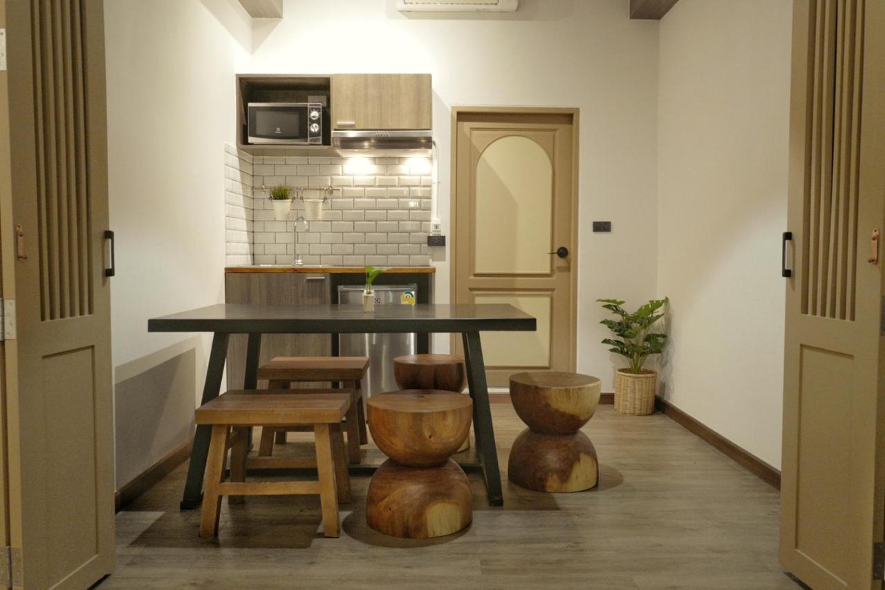 Krung Boutique Hotel Банкок Екстериор снимка