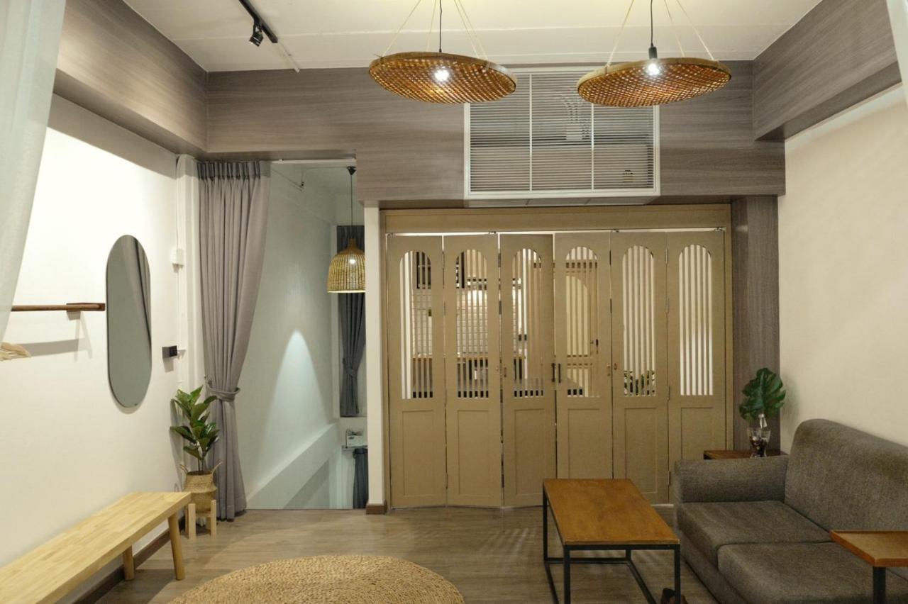 Krung Boutique Hotel Банкок Екстериор снимка