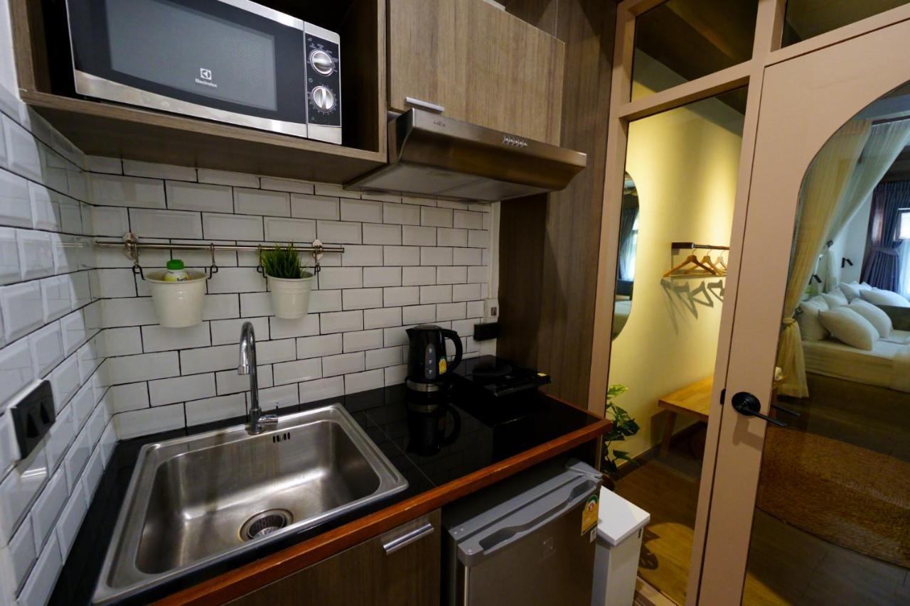 Krung Boutique Hotel Банкок Екстериор снимка